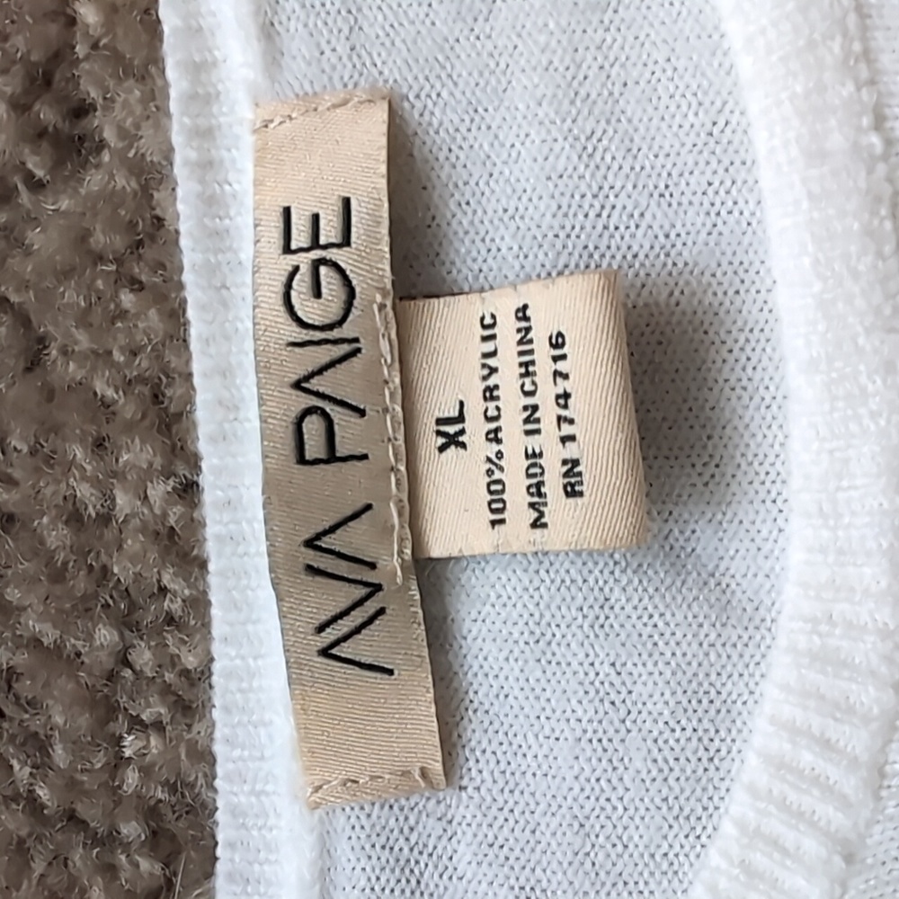 Cream Sweater - Picture 3 of 3